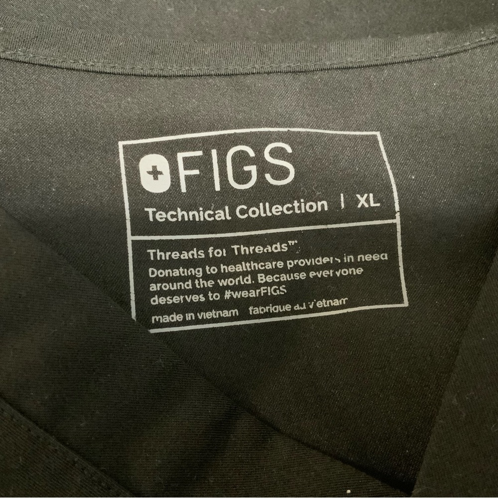 FIGS Black Men Scrub Set. Scrub Top XL. Scrub Bottoms XL. - Picture 6 of 14